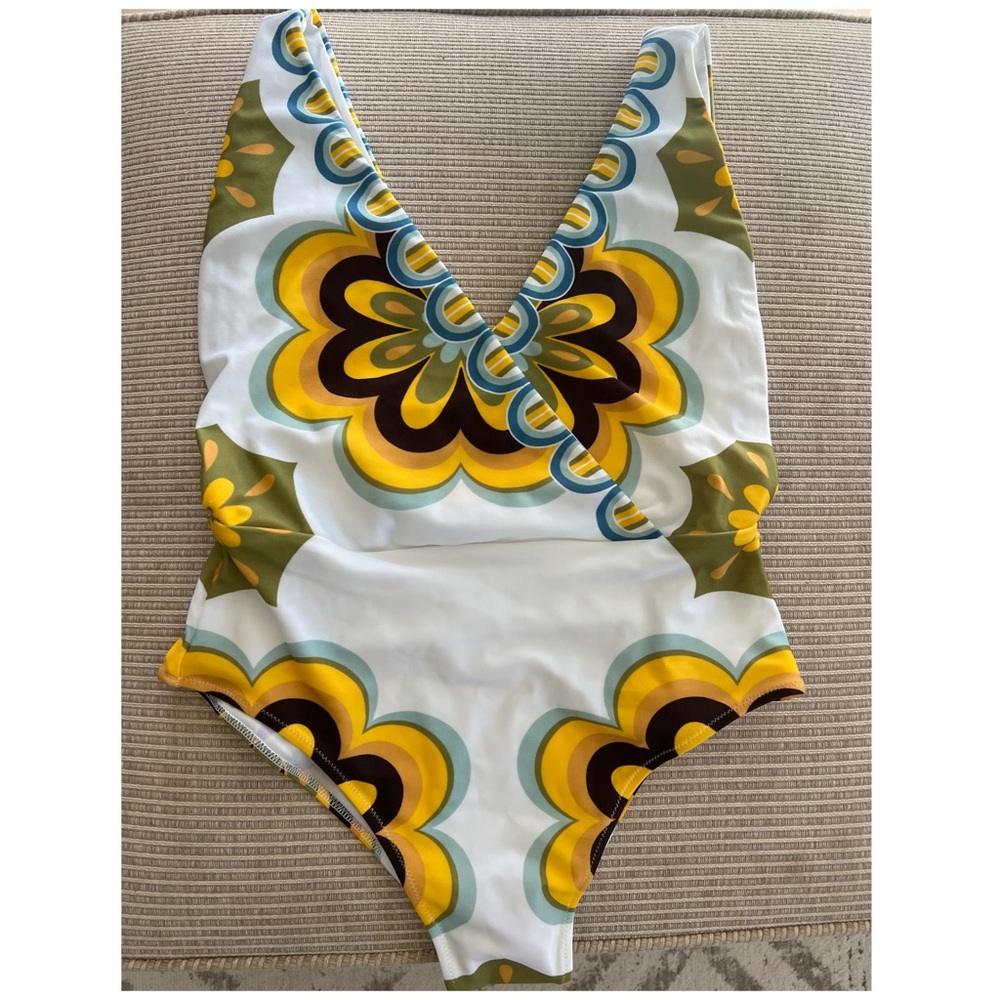 NWT. LA DoubleJ White and Yellow One Piece Swimsuit with Retro Floral Design - Picture 4 of 4